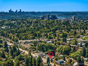 6827 25th Avenue NE, Seattle WA 98115