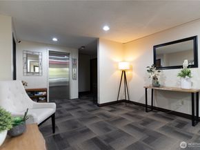 3421 SW Roxbury Street 106, Seattle WA 98126