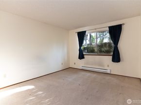 3421 SW Roxbury Street 106, Seattle WA 98126