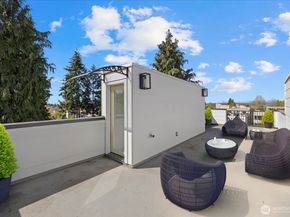6032 42nd Avenue SW C, Seattle WA 98136