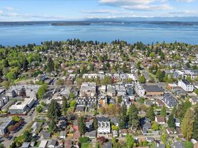 6032 42nd Avenue SW C, Seattle WA 98136