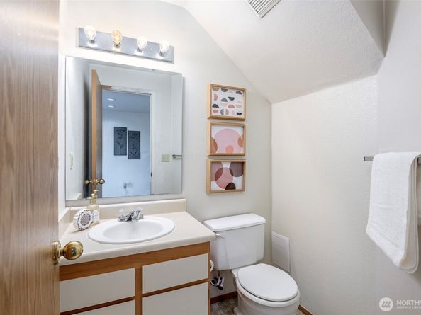 1440 S 308th Lane, Federal Way WA 98003