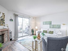 1440 S 308th Lane, Federal Way WA 98003