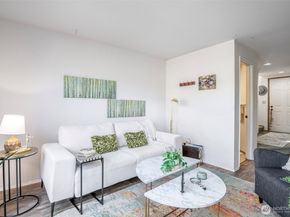 1440 S 308th Lane, Federal Way WA 98003