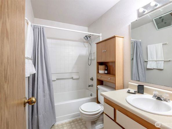 1440 S 308th Lane, Federal Way WA 98003