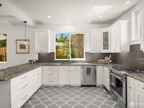 6213 NE 198TH Street, Kenmore WA 98028