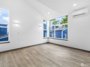 8608 42nd Avenue S, Seattle WA 98118