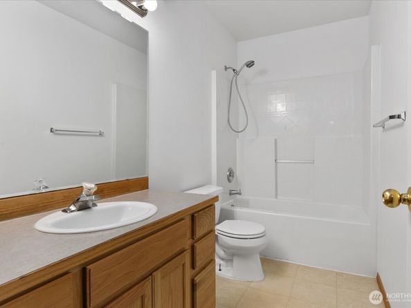 11413 20th Street NE 5, Lake Stevens WA 98258