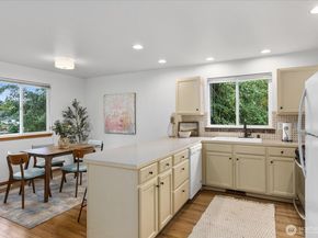11413 20th Street NE 5, Lake Stevens WA 98258