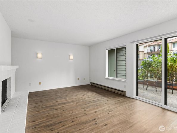 12904 126th Court NE J103, Kirkland WA 98034
