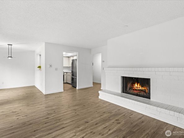 12904 126th Court NE J103, Kirkland WA 98034