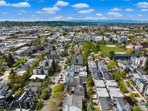 822 B NW 52nd Street, Seattle WA 98107