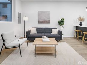 822 B NW 52nd Street, Seattle WA 98107