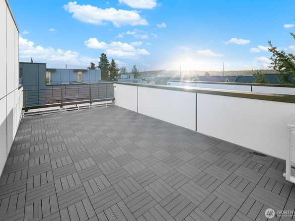 822 B NW 52nd Street, Seattle WA 98107