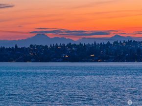 702 2nd Street S, Kirkland WA 98033