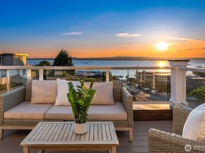 702 2nd Street S, Kirkland WA 98033