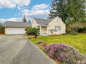 2406 100th Street SE, Everett WA 98208