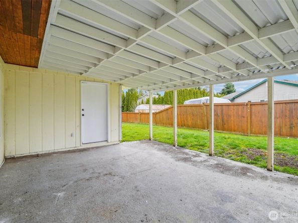 2406 100th Street SE, Everett WA 98208
