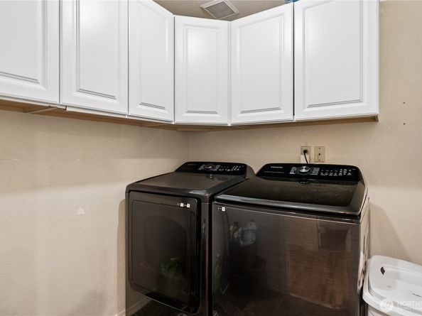 32638 20th Avenue SW, Federal Way WA 98023