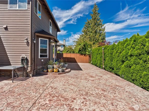 32638 20th Avenue SW, Federal Way WA 98023