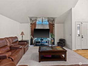 32638 20th Avenue SW, Federal Way WA 98023