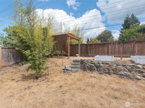 18052 7th Avenue NE, Shoreline WA 98155