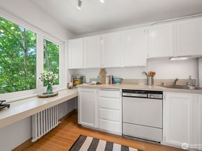 1800 Taylor Avenue N 406, Seattle WA 98109