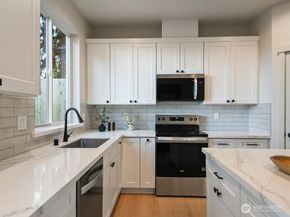 429 Legion Drive, Everett WA 98201