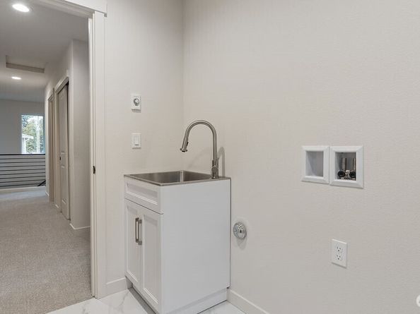 429 Legion Drive, Everett WA 98201