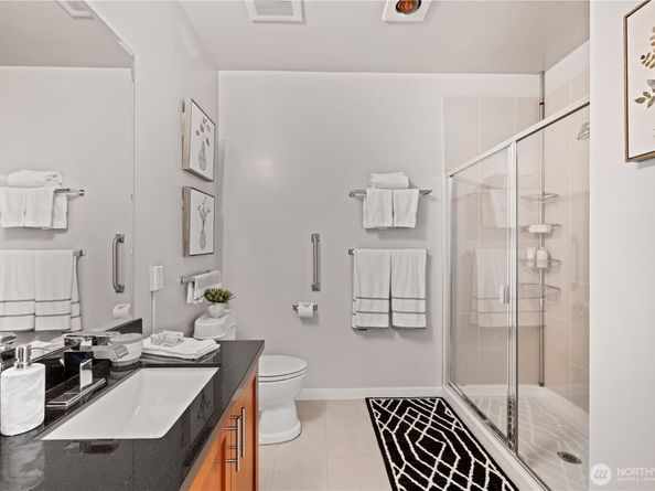 15100 6th Avenue SW 728, Burien WA 98166