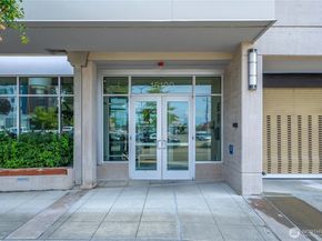 15100 6th Avenue SW 728, Burien WA 98166