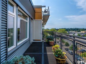 15100 6th Avenue SW 728, Burien WA 98166