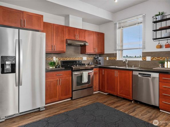 15100 6th Avenue SW 728, Burien WA 98166