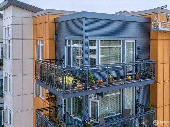 15100 6th Avenue SW 728, Burien WA 98166