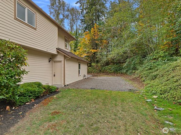 4701 268th Avenue NE, Redmond WA 98053