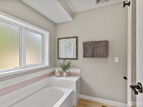 4701 268th Avenue NE, Redmond WA 98053