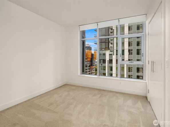 583 Battery Street 1202N, Seattle WA 98121