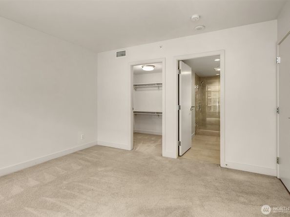 583 Battery Street 1202N, Seattle WA 98121