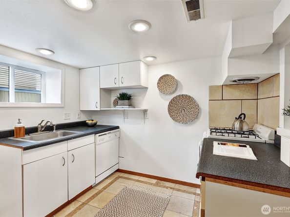 1027 NW 65th Street, Seattle WA 98117