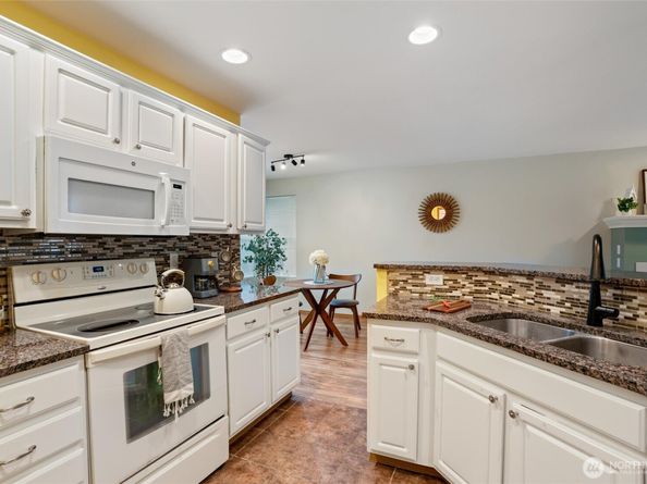 6347 Hamma Hamma Lane NE, Bremerton WA 98311