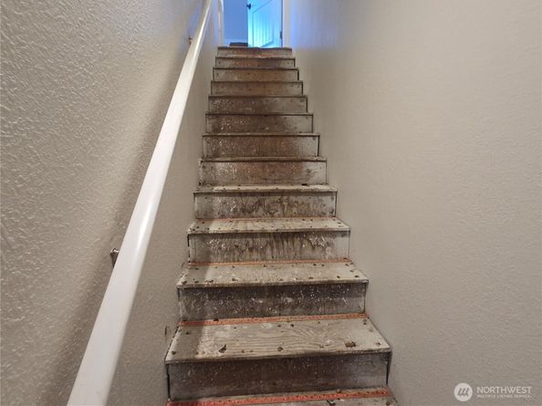 8405 24th Avenue SW, Seattle WA 98106