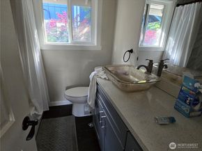 8405 24th Avenue SW, Seattle WA 98106