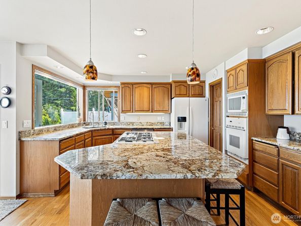 9673 NE Pilot Court, Kingston WA 98346