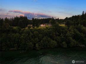 9673 NE Pilot Court, Kingston WA 98346