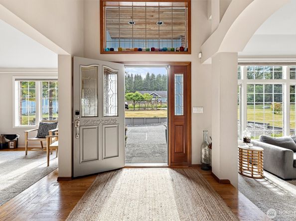 9673 NE Pilot Court, Kingston WA 98346