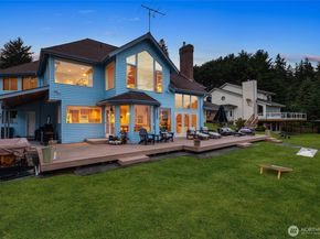 9673 NE Pilot Court, Kingston WA 98346