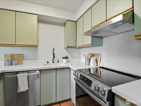 18150 73rd Avenue NE B306, Kenmore WA 98028