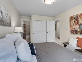 18150 73rd Avenue NE B306, Kenmore WA 98028