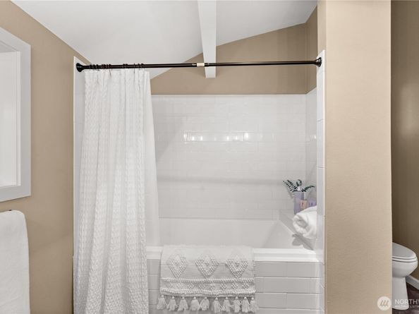 22619 4th Avenue W 102, Bothell WA 98021