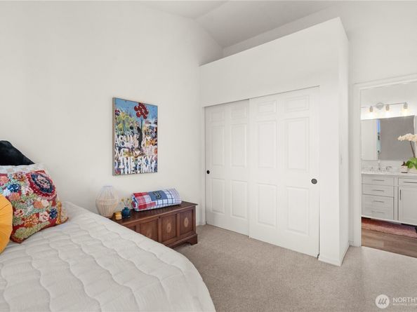 22619 4th Avenue W 102, Bothell WA 98021
